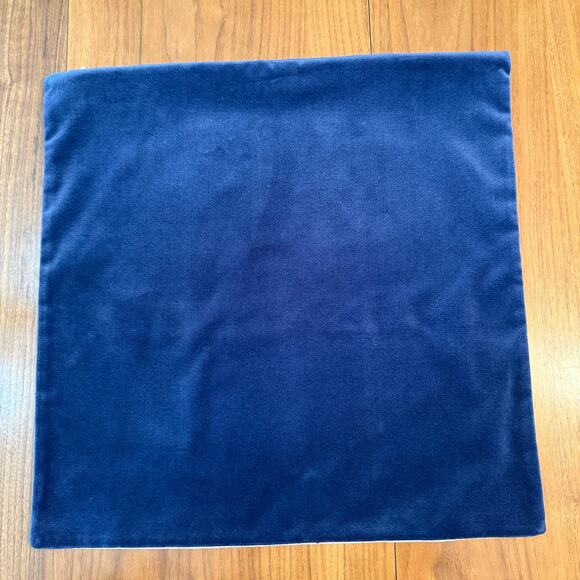 Pottery Barn Blue Velvet Pillow Cover Zip 18” Square Cotton Linen Solid NWOT - Picture 2 of 10